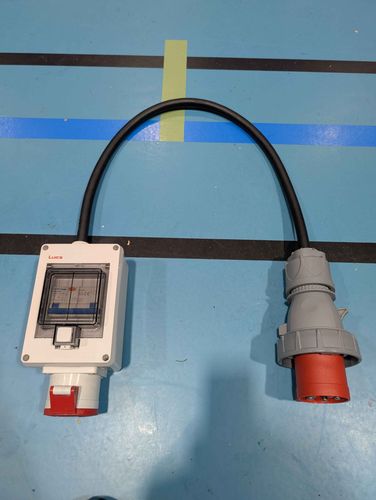 400V 63A 3f til 400V 32A 3f fordelingsskap